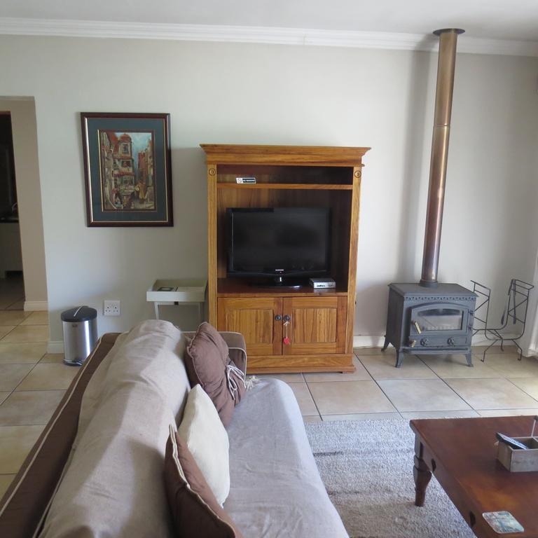 Bella Vista Self Catering Guest House Clarens Ngoại thất bức ảnh