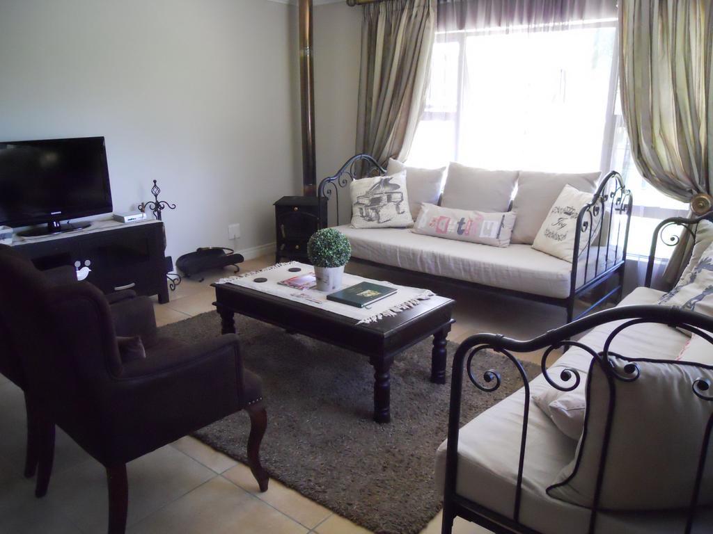 Bella Vista Self Catering Guest House Clarens Ngoại thất bức ảnh